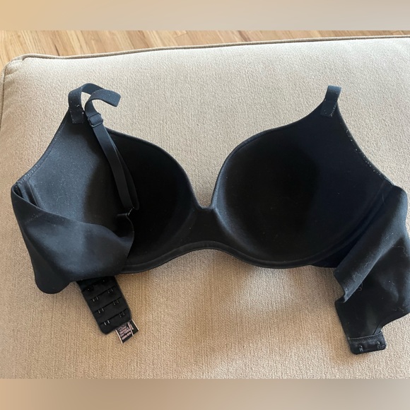 EUC Victorias Secret lined Demi bra 32dd - Picture 3 of 3